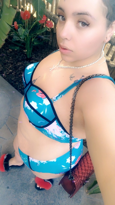 adore_karalynn onlyfans leaked picture 2