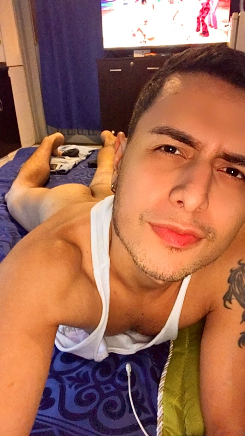 afvanegas95 onlyfans leaked picture 2