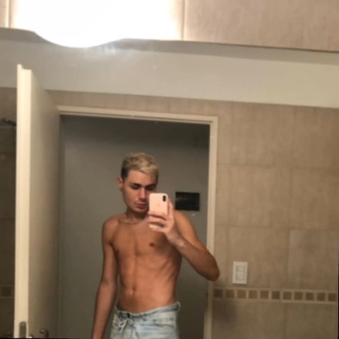 aguspineyfree onlyfans leaked picture 2