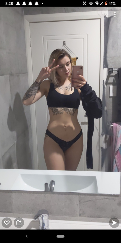 ahhbella onlyfans leaked picture 2