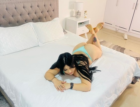 alejandra912m onlyfans leaked picture 2