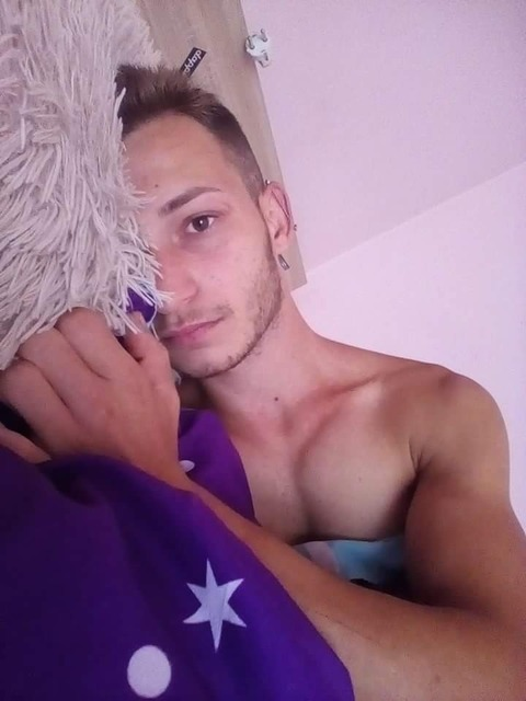 alexiancu28 onlyfans leaked picture 2