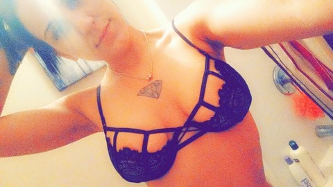 alexxyya onlyfans leaked picture 2