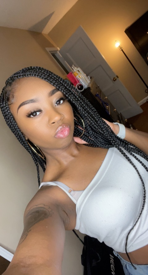 angelcaramelkiss onlyfans leaked picture 2