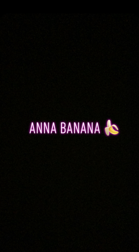 annasbananas9 onlyfans leaked picture 2