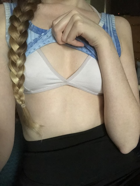 autumnwoodnymph onlyfans leaked picture 2