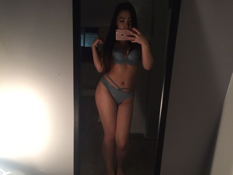 babylabiaa onlyfans leaked picture 2