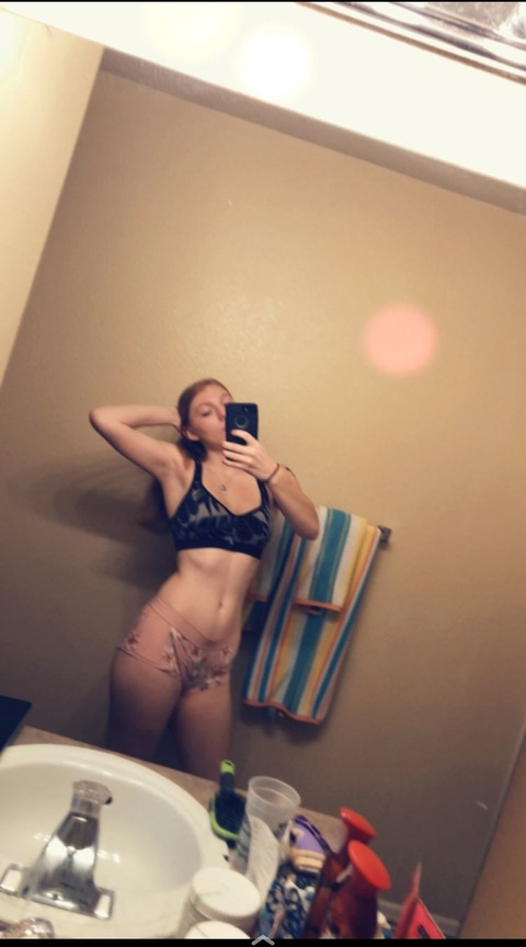 badbitch979 onlyfans leaked picture 2