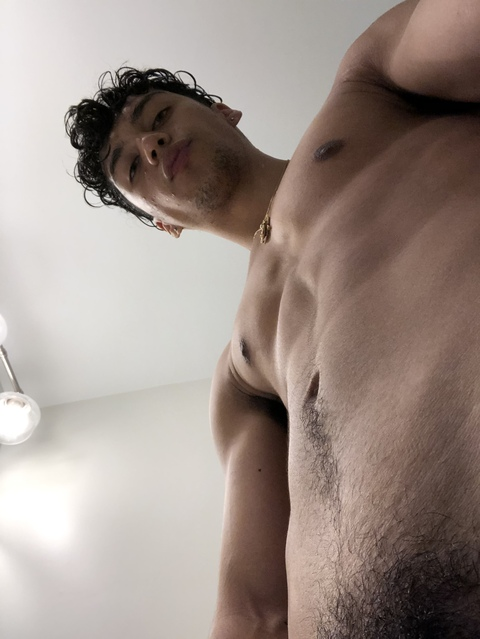 belanger48 onlyfans leaked picture 2