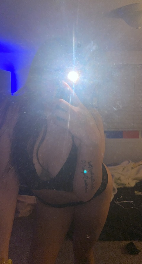 bellasno00 onlyfans leaked picture 2