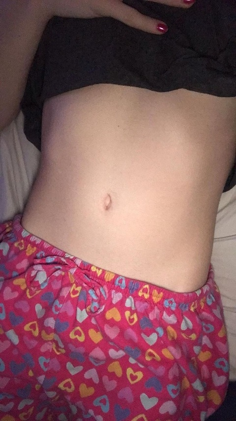 bellyprincessxoxo onlyfans leaked picture 2