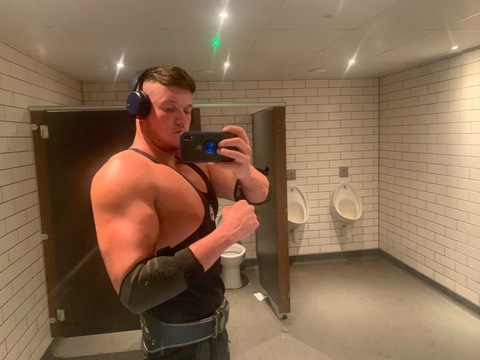 bigjohnboyyy onlyfans leaked picture 2