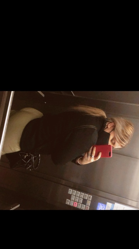 blondiemaryh onlyfans leaked picture 2