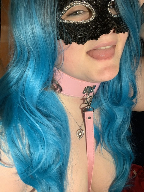 bluetinkerbell onlyfans leaked picture 2