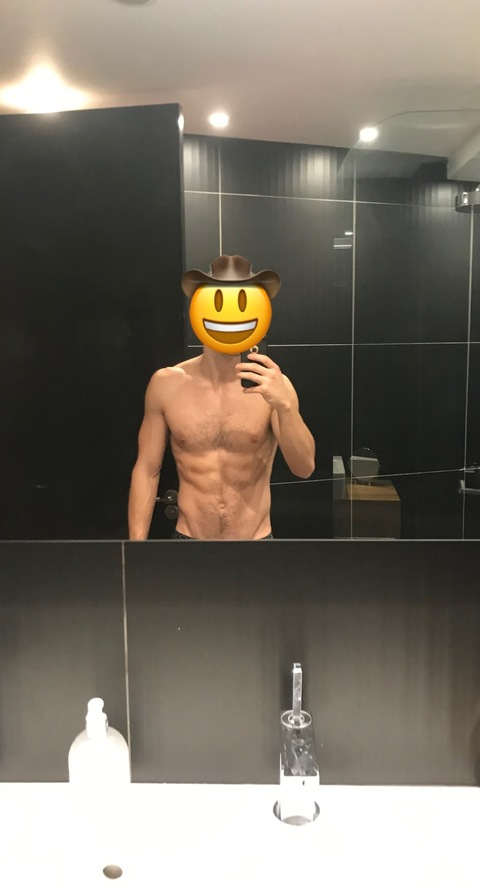 bucknextdoor onlyfans leaked picture 2