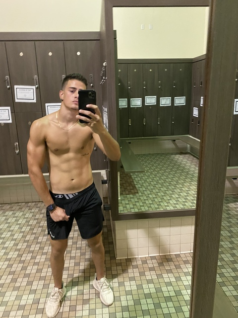 cartielo onlyfans leaked picture 2