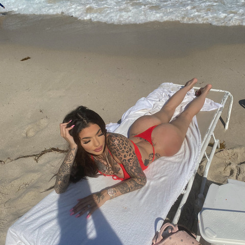 celinapowelltoo onlyfans leaked picture 2