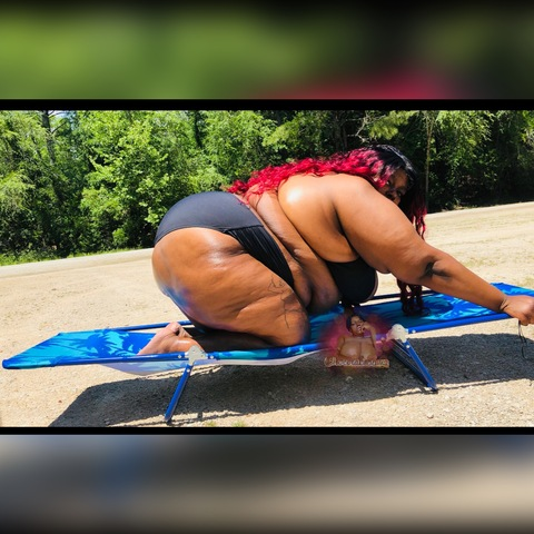 chocolatebbw2 onlyfans leaked picture 2