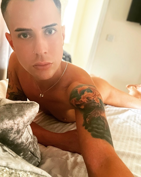 christianferrari onlyfans leaked picture 2