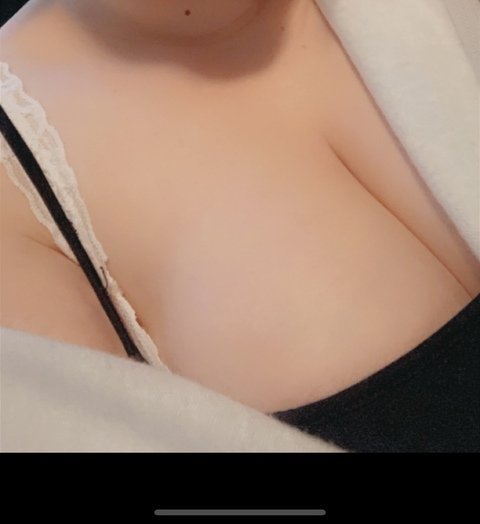 cruvywitch onlyfans leaked picture 2