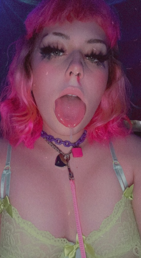 crybabykittenxo onlyfans leaked picture 2