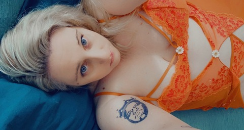 curvyyl onlyfans leaked picture 2