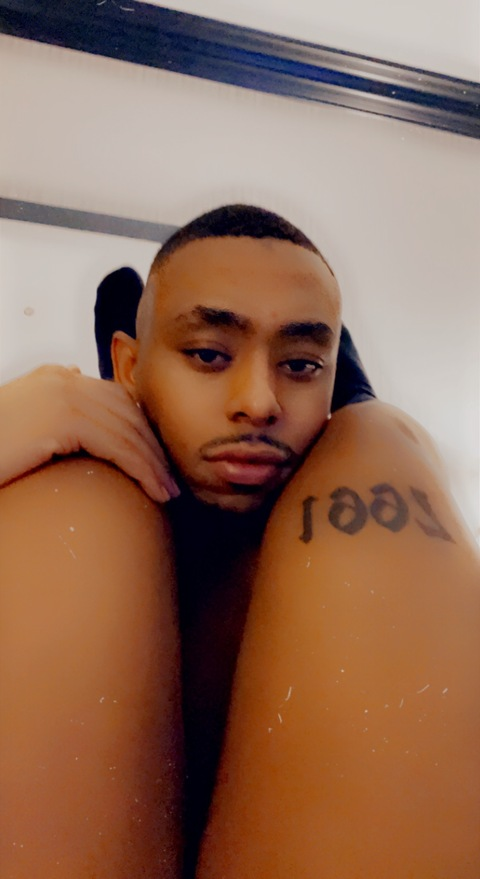 daddymacxxx onlyfans leaked picture 2