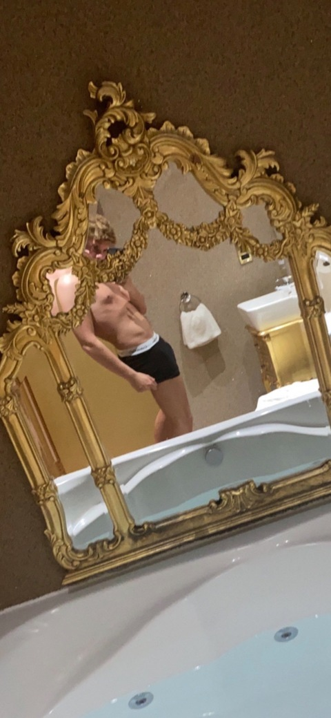 elliot_xxxx onlyfans leaked picture 2