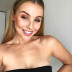 View emilymoore (Emily Moore) OnlyFans 49 Photos and 32 Videos for free 

 profile picture