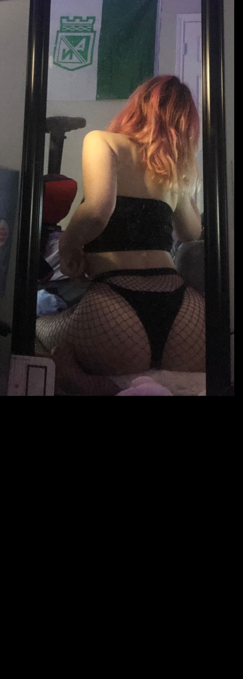 extracreamyaya onlyfans leaked picture 2