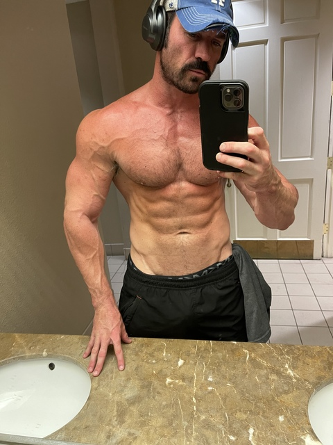 freechadjohnson onlyfans leaked picture 2