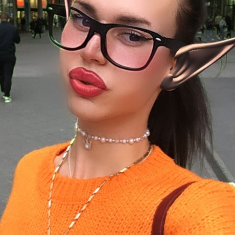 fridamollyy onlyfans leaked picture 2