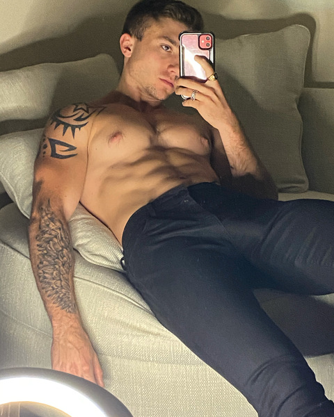 garett__nolan onlyfans leaked picture 2