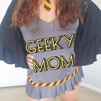 View geekymom OnlyFans content for free 

 profile picture