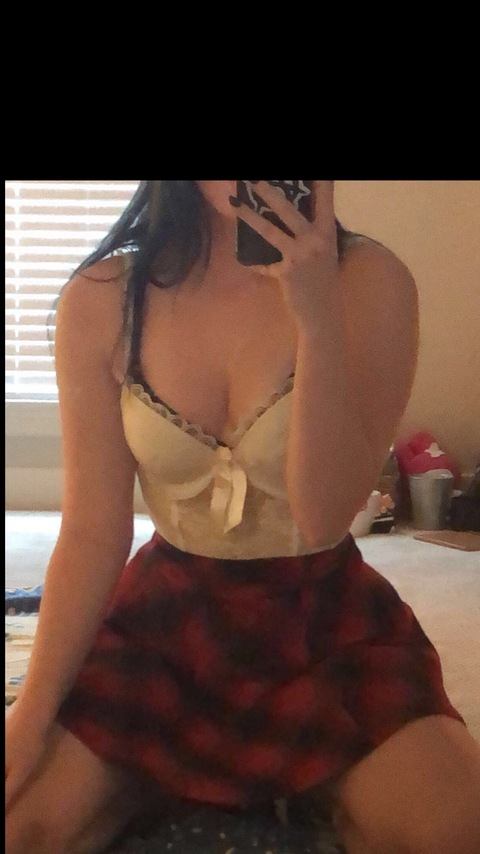 gothhmommyy onlyfans leaked picture 2