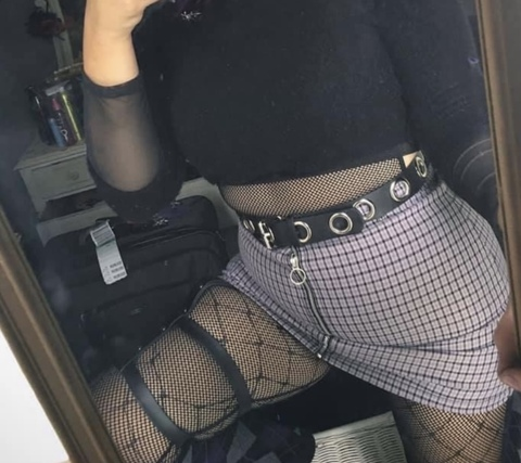 gothiclily onlyfans leaked picture 2