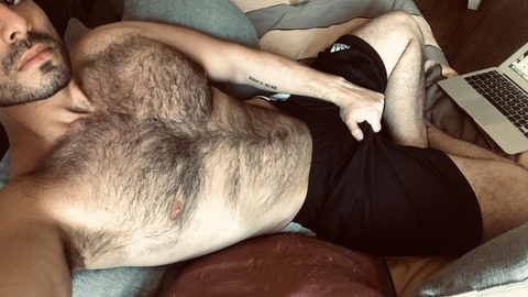 hairywolfy onlyfans leaked picture 2