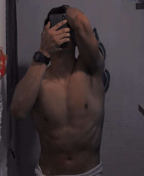 henryvasquez007 onlyfans leaked picture 2