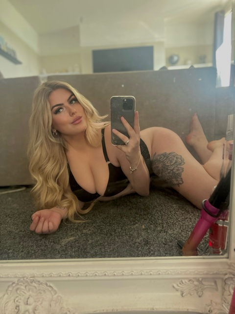 hols_xx onlyfans leaked picture 2