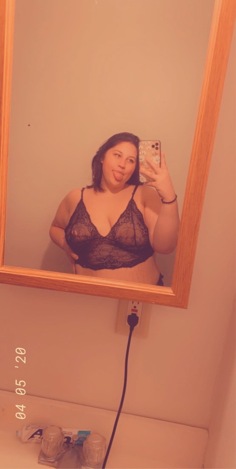 honey.baby420 onlyfans leaked picture 2