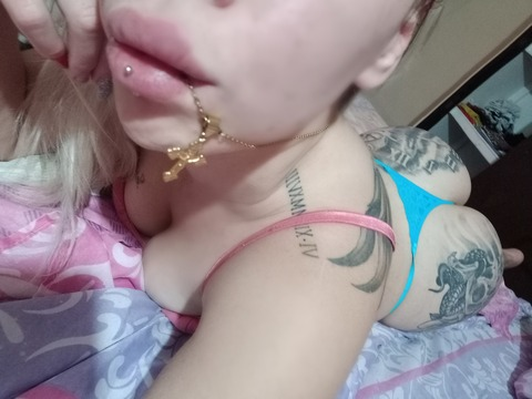 isaaqueen onlyfans leaked picture 2