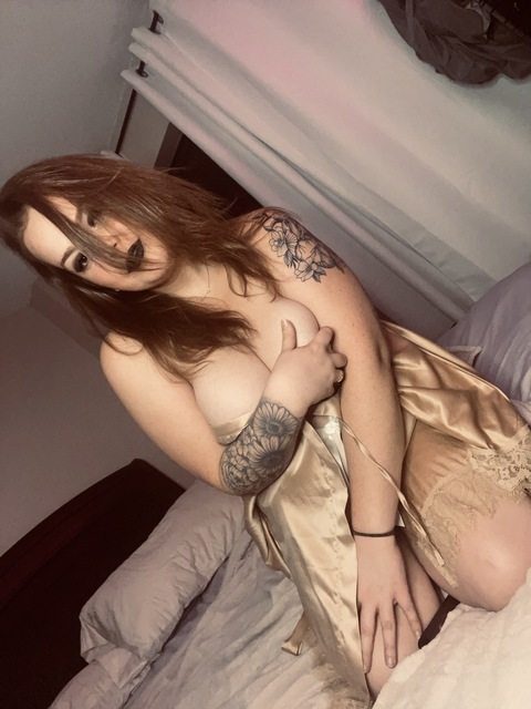 itslittlered onlyfans leaked picture 2