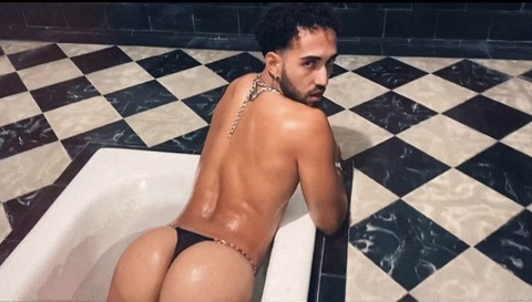 julianooliveira onlyfans leaked picture 2