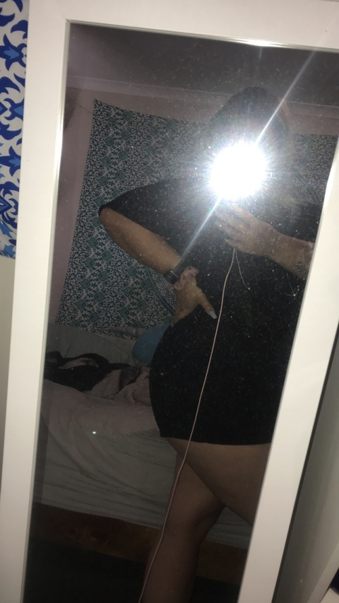 kelsm10 onlyfans leaked picture 2