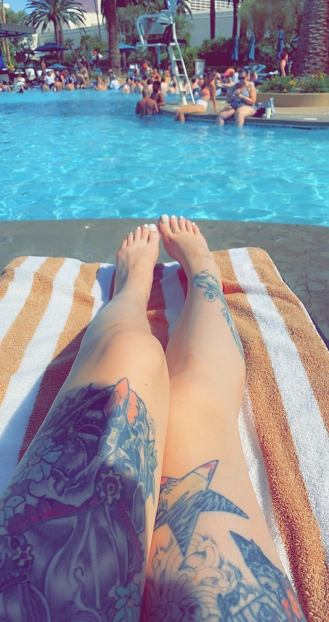 kiki_kitsune onlyfans leaked picture 2