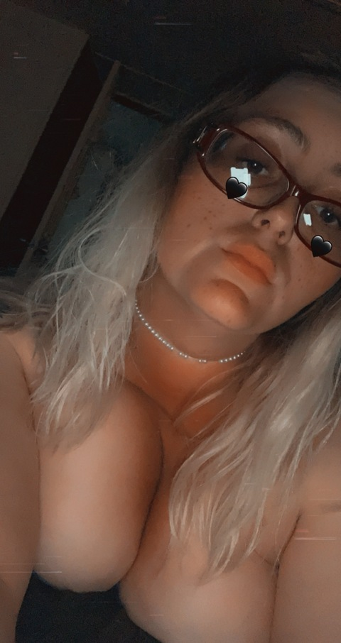 kitten11191619 onlyfans leaked picture 2