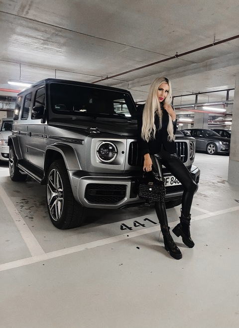 kristina.d onlyfans leaked picture 2