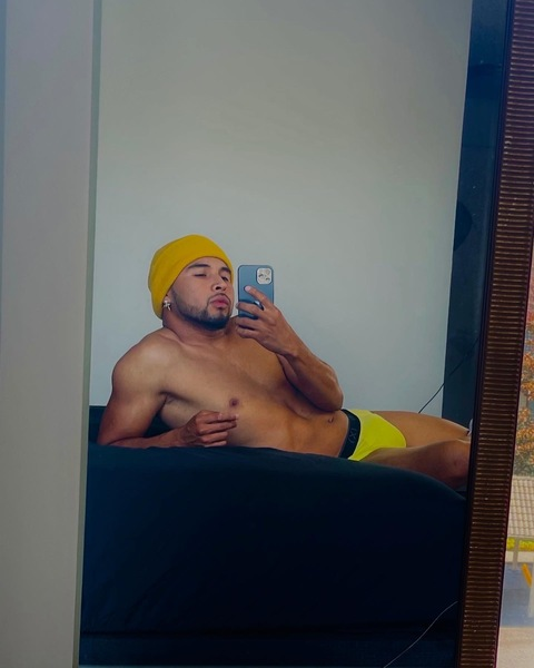 leongssxx onlyfans leaked picture 2