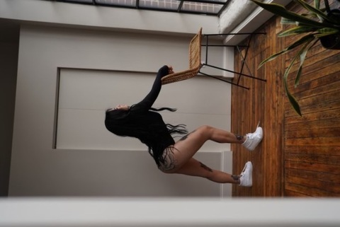 lickmy8 onlyfans leaked picture 2