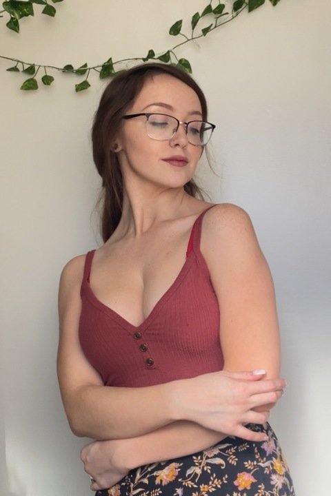 lilcreampuffbb onlyfans leaked picture 2